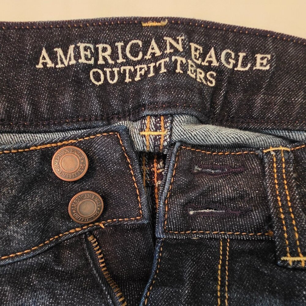 American Eagle Women's Artist Crop Stretch Dark Denim Jeans, Size 0 - Picture 8 of 10